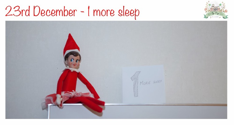 By Evy Photography | Elf on a Shelf | Christmas 2013